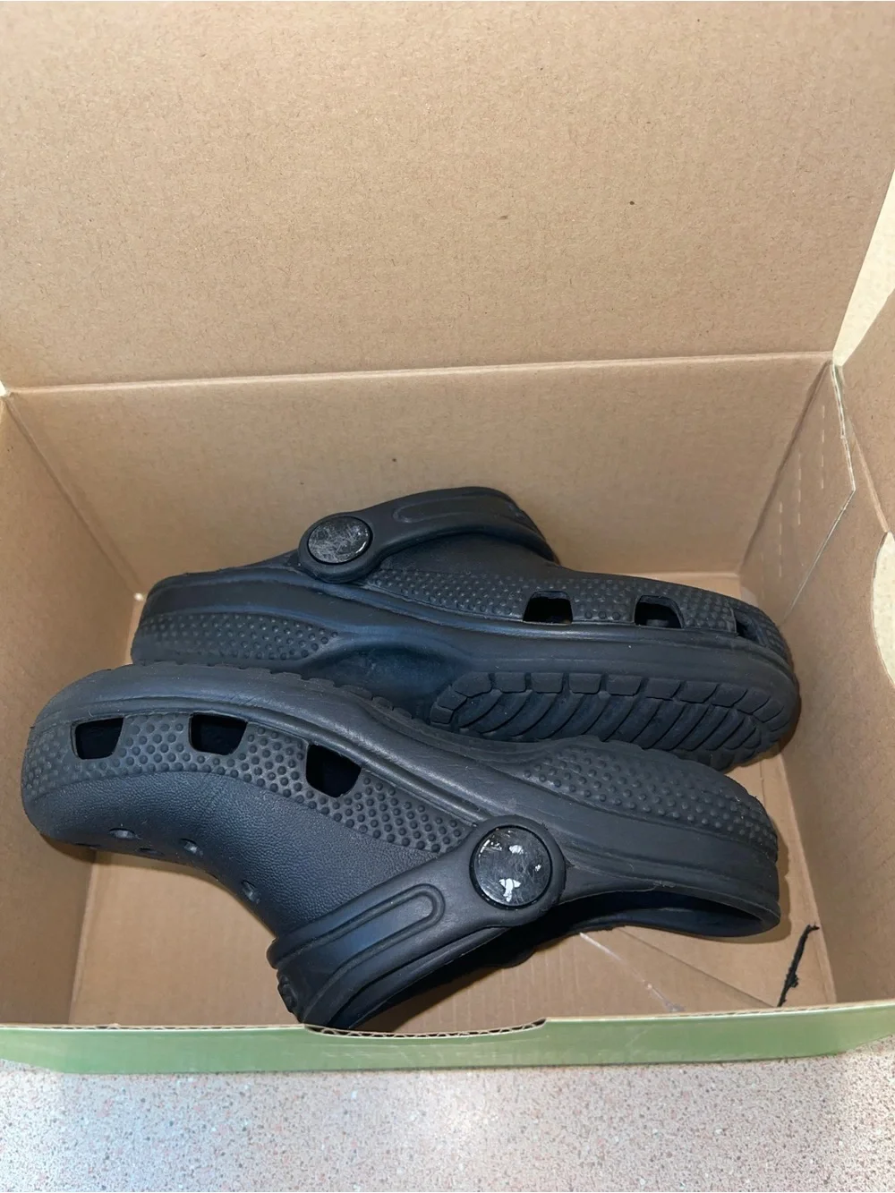 CROCS Kids Classic Clog in Black